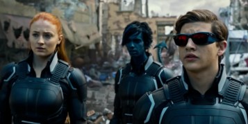 @[1]x-men-apocalypse releases along with @[1]alice-through-the-looking-glass, both have very low RT
