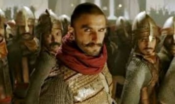 After DP's gracious Deewani Mastani, and PC's upbeat Pinga, it's time for Ranveer to show his jalwa!