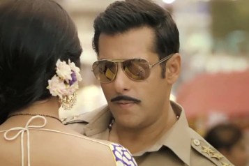 "aap apne debut ki phikr naa karo, ham hai na Bollywood ke Robinhood Pande" ROFL xD xD